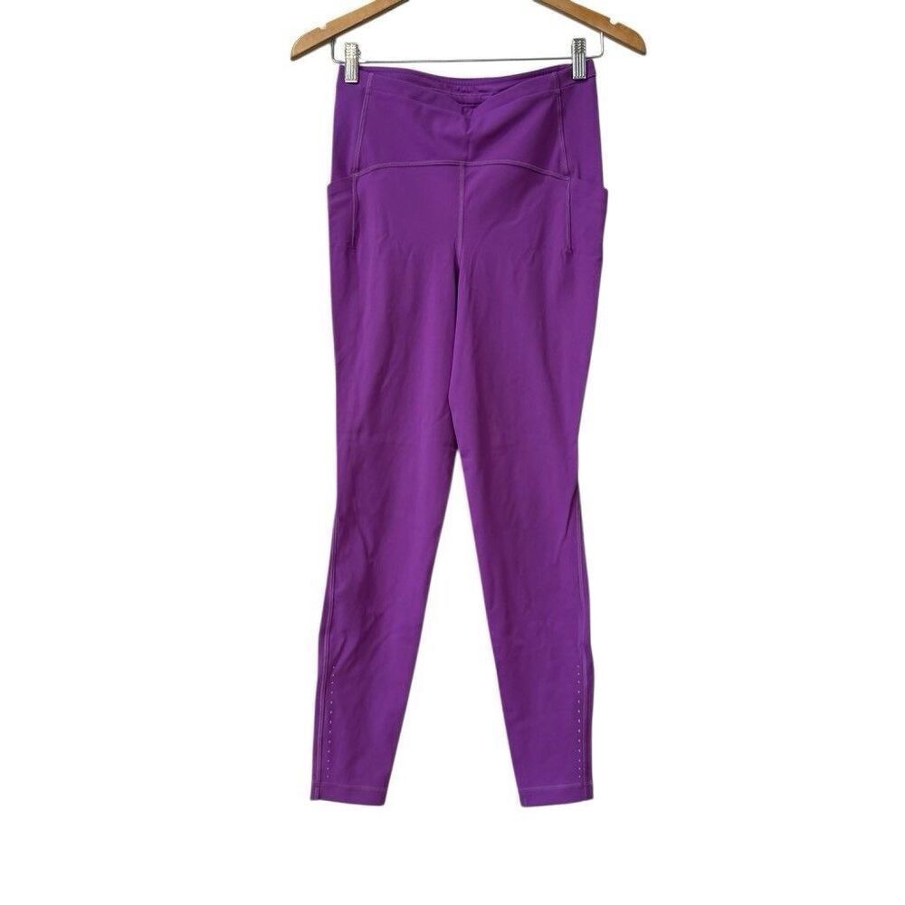 Lululemon Womens High Rise Leggings  Size 8 Purple Pockets